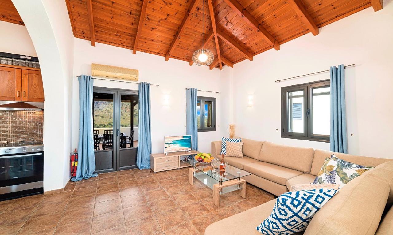 Du Lac Villas Kournás エクステリア 写真